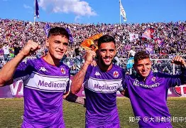 勒沃库森今晨再遭质疑，志在意甲名次提升，质疑声仍在，团队化学反应显著(勒沃库森拿了几次亚军)